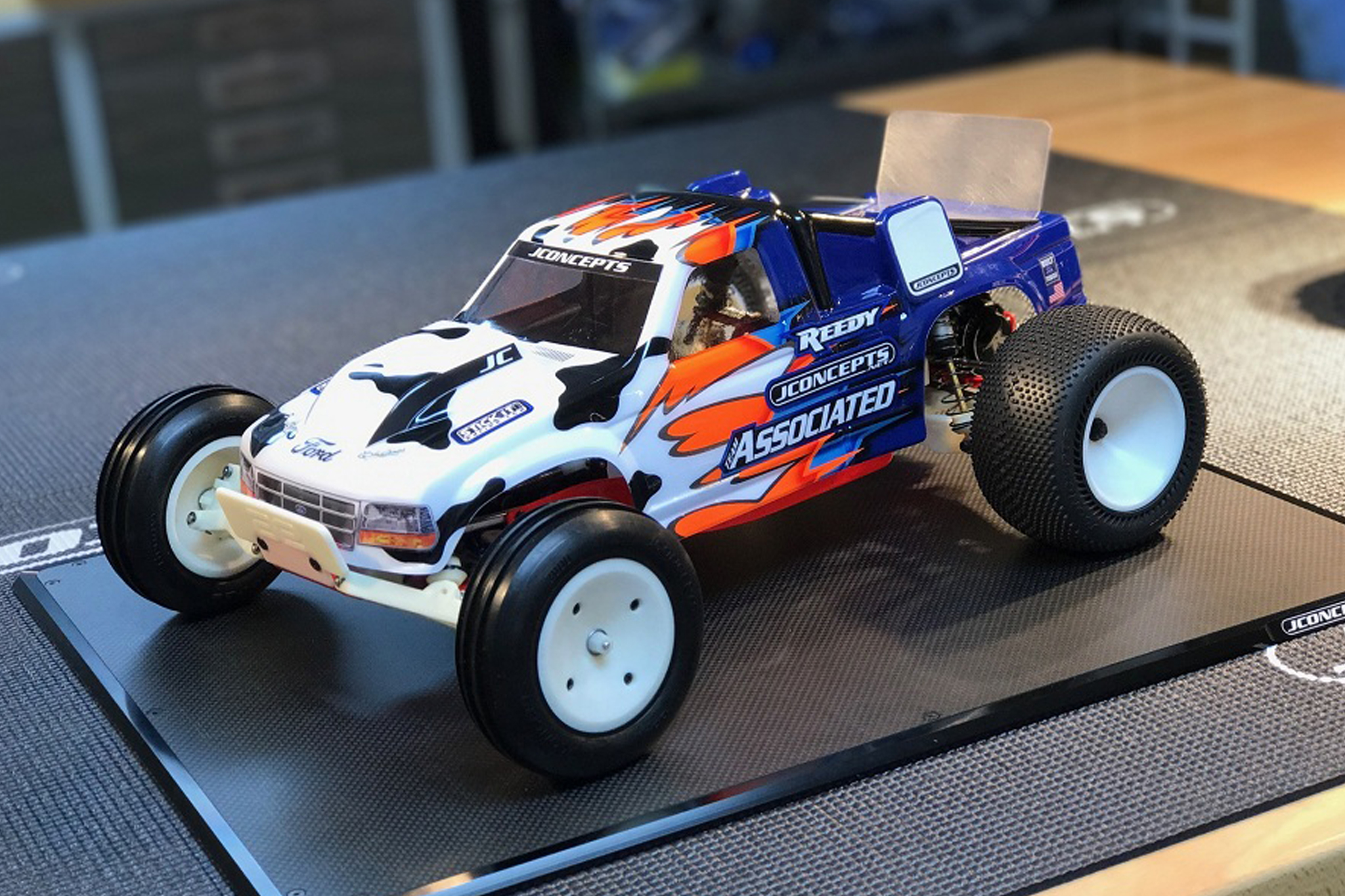 2017 Cliff Lett RC10T Build